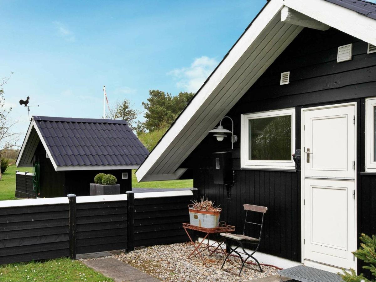 6 Person Holiday Home In Ansager Exterior photo